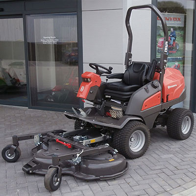 lawmowers-and-ride-on-mowers
